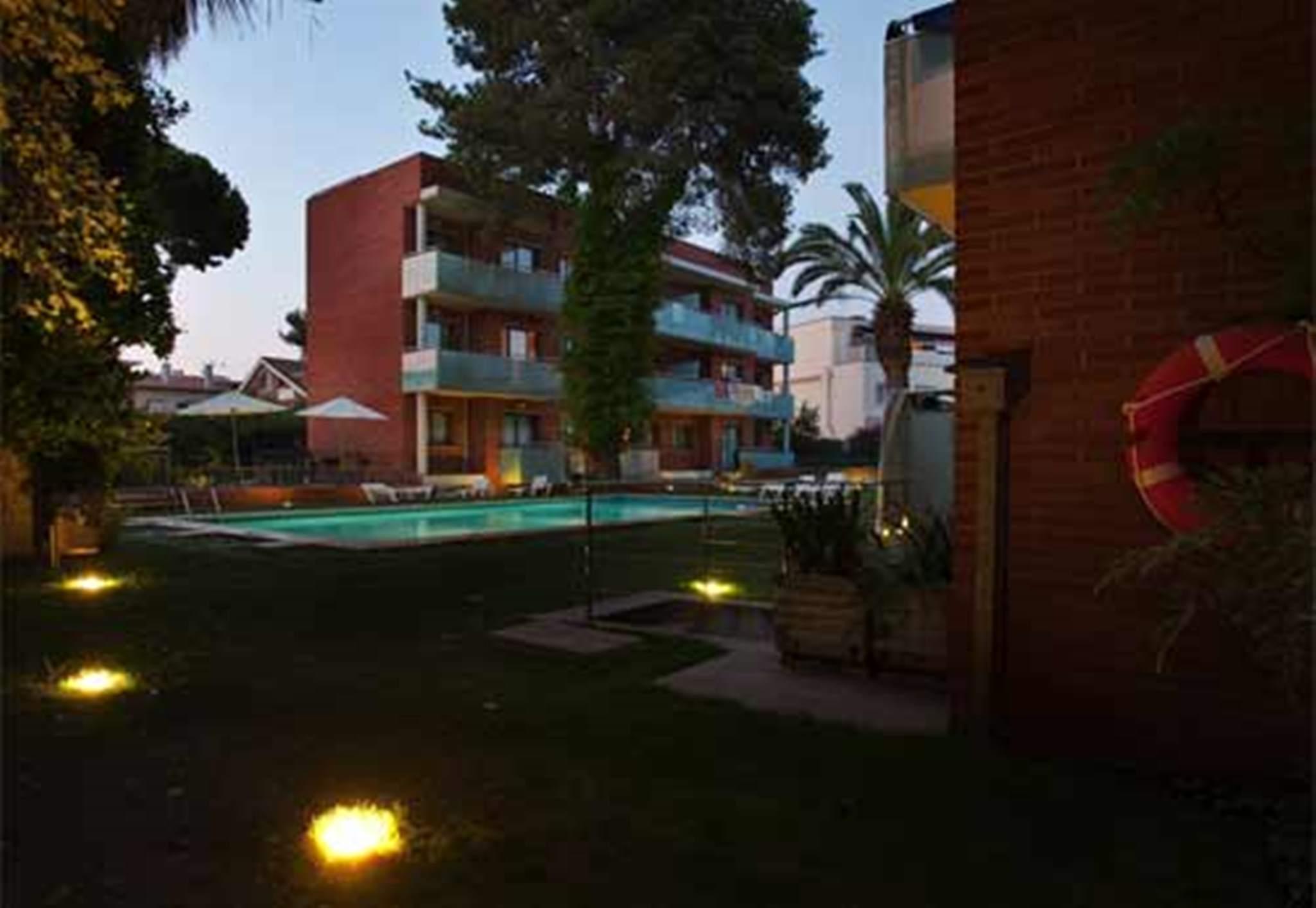 Sg Costa Bcn Apartments Castelldefels Ngoại thất bức ảnh